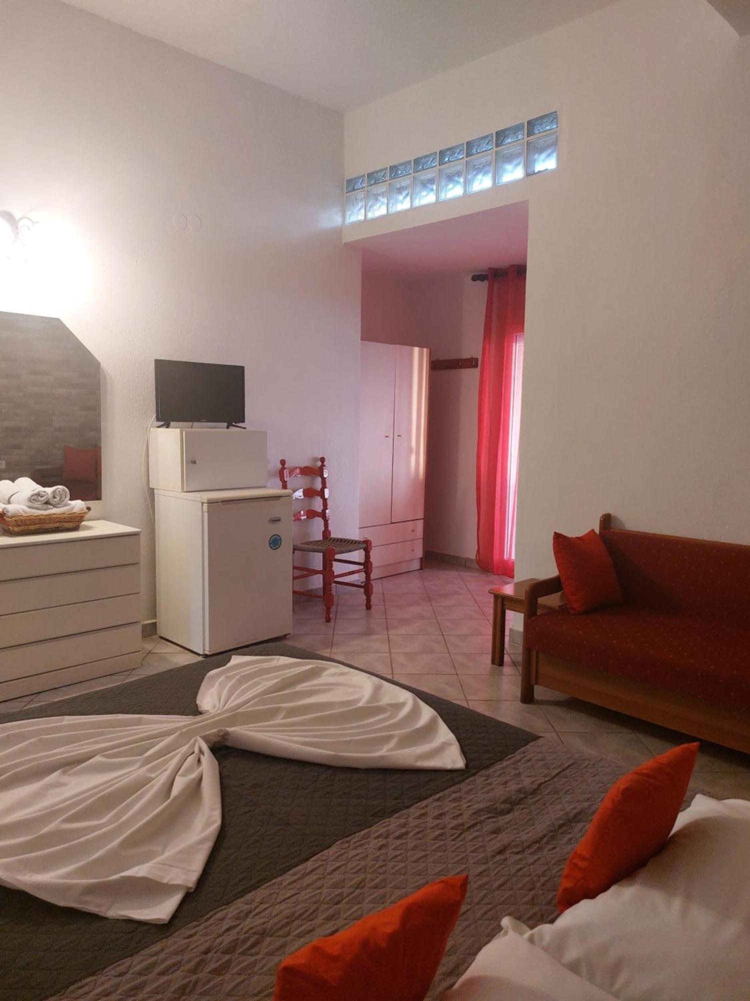 Paraga Rooms Пефкари Номер фото